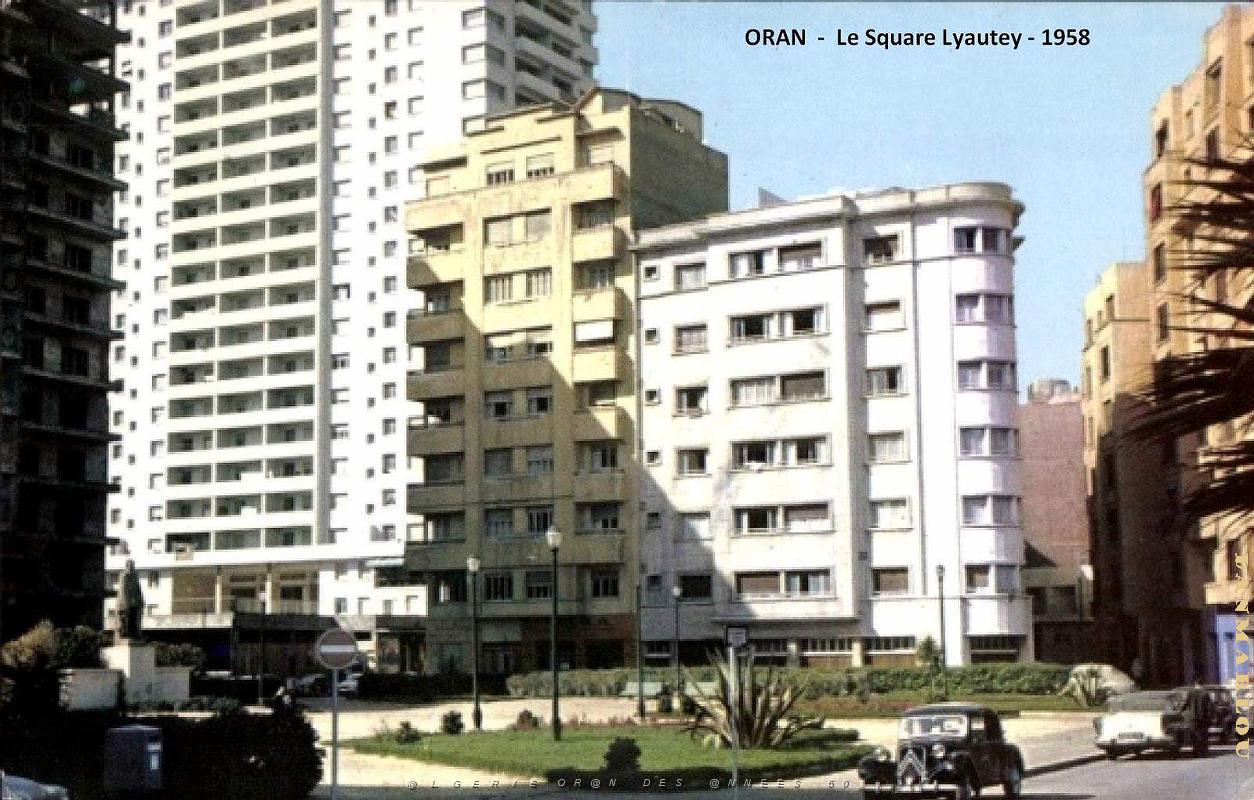 Oran - Square Lyautey - 1958.jpg